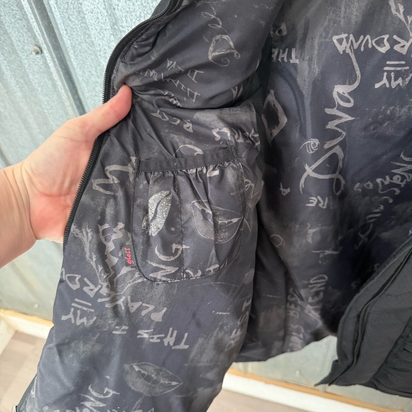 Columbia Titanium hooded vest Women’s Sz Lg EUC - Picture 4 of 6